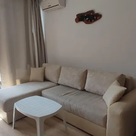 Apartament Dom-el Real Amphora *