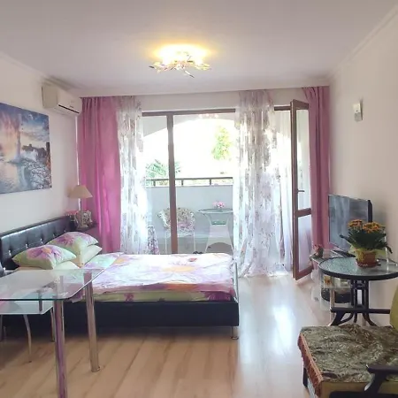 Apartament Dom-el Real Amphora
