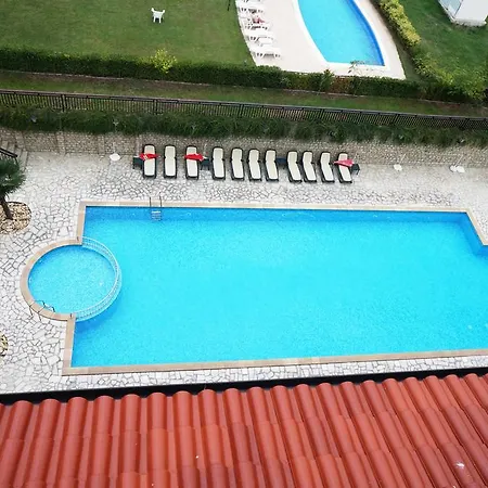 Apartament Dom-el Real Amphora *